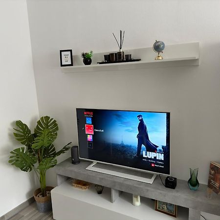 Casa Di Afi, Perfect For 4 - Kitchen - Parking - Netflix Arona Exterior foto